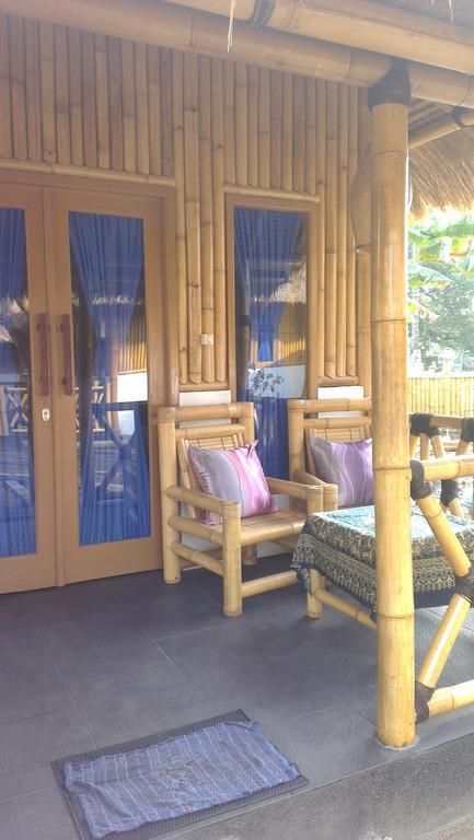 Tua Tua Keladi Bungalows Гили Еър Екстериор снимка