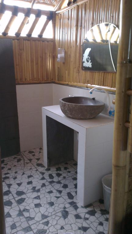 Tua Tua Keladi Bungalows Гили Еър Екстериор снимка