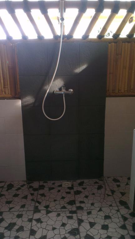 Tua Tua Keladi Bungalows Гили Еър Екстериор снимка